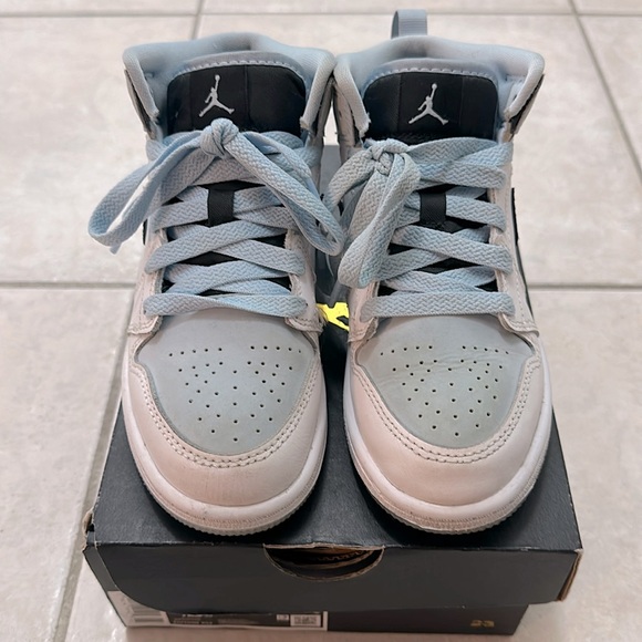 Jordan 1 mid - Picture 1 of 6